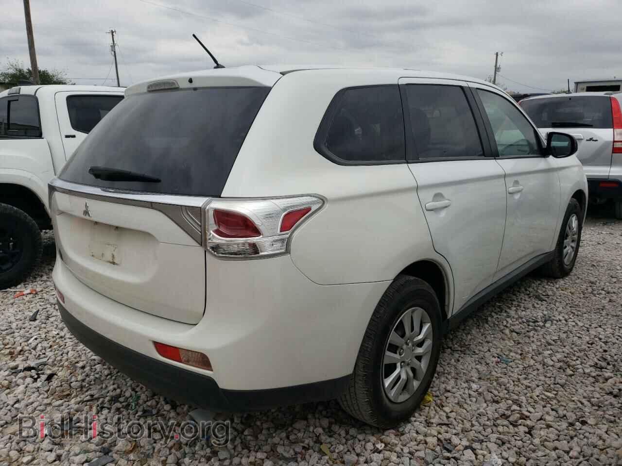 2014 MITSUBISHI OUTLANDER - VIN: JA4AD2A36EZ012258 - Фото 3