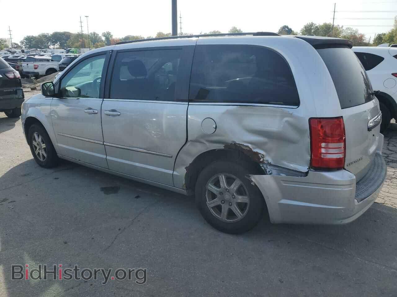 2009 CHRYSLER MINIVAN - VIN: 2A8HR54179R571991 - Фото 2