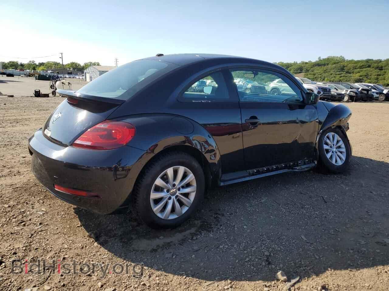 2017 VOLKSWAGEN BEETLE - VIN: 3VWF17AT5HM615917 - Фото 3