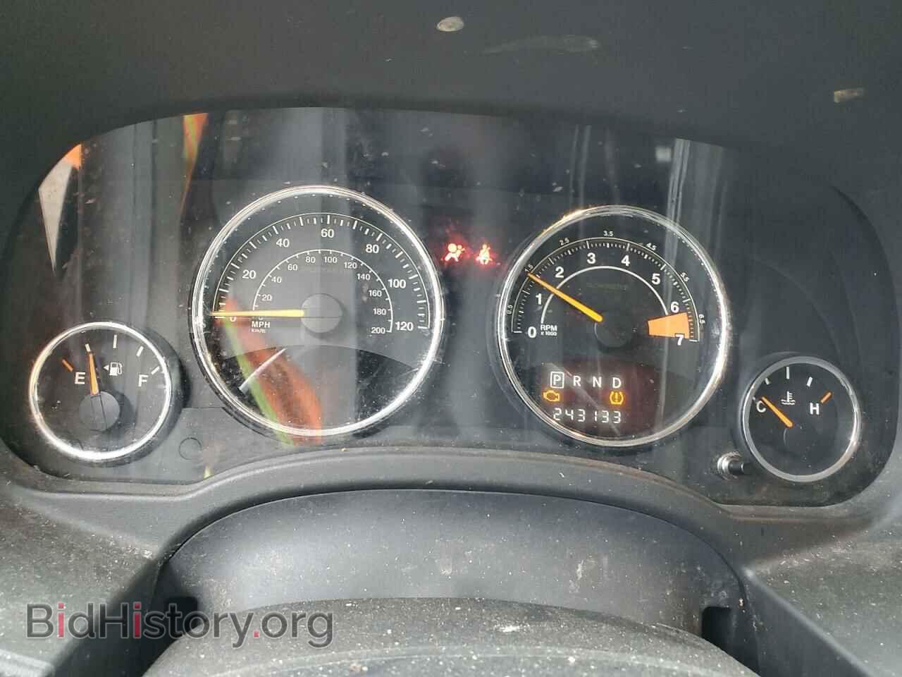 2014 JEEP COMPASS - VIN: 1C4NJDEBXED605549 - Photo 9