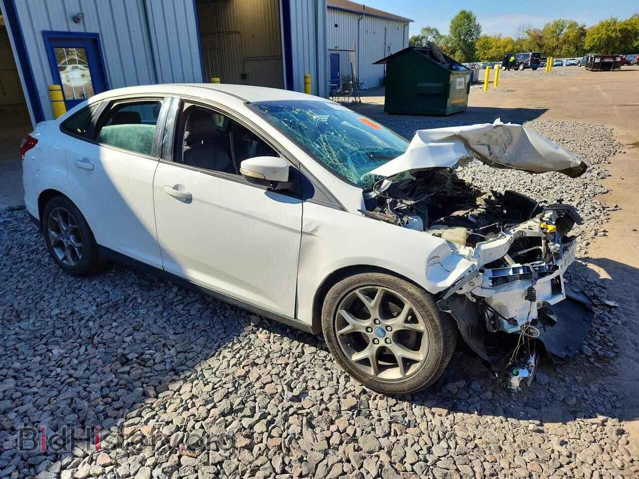 2014 FORD FOCUS - VIN: 1FADP3F22EL143275 - Photo 4
