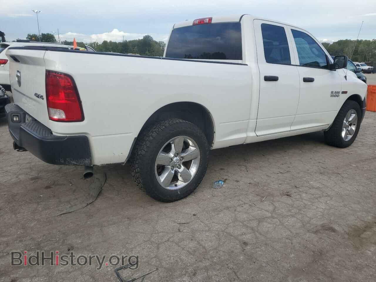 2018 RAM 1500 - VIN: 1C6RR7FM0JS242560 - Фото 3
