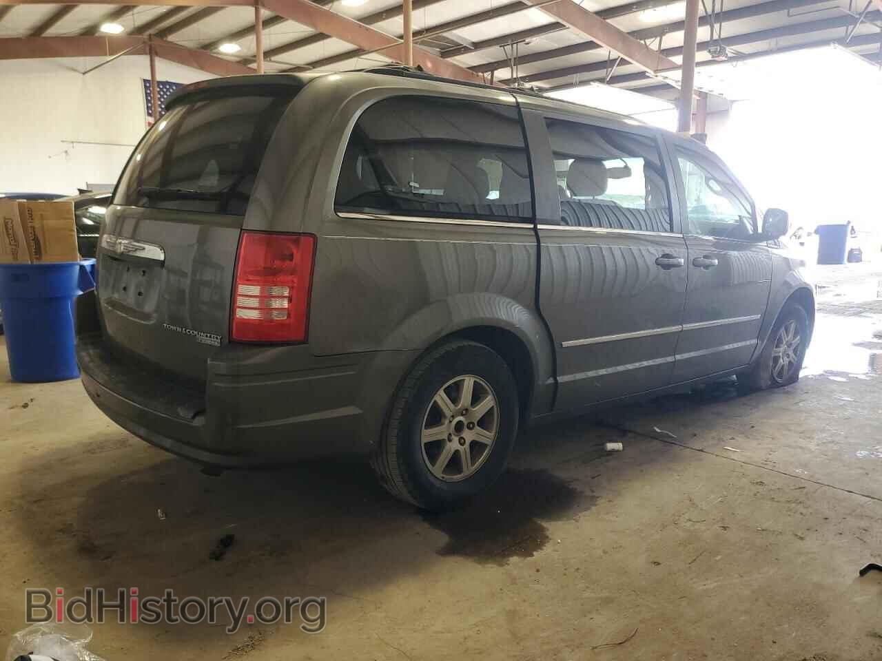 2010 CHRYSLER MINIVAN - VIN: 2A4RR8D14AR320910 - Photo 3
