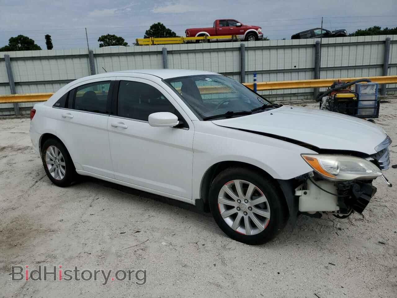 2014 CHRYSLER 200 - VIN: 1C3CCBBG2EN115370 - Фото 4