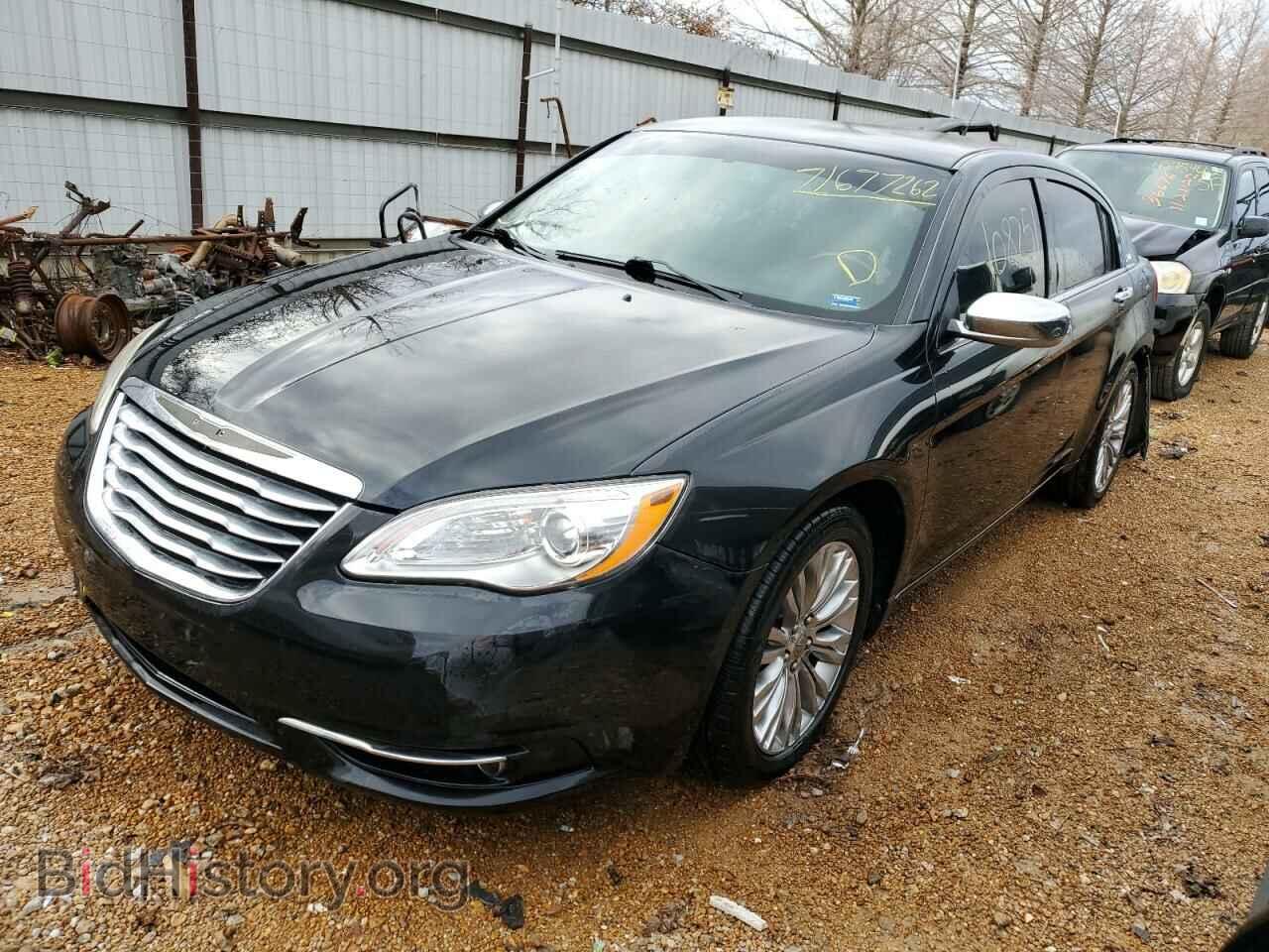 Photo 1C3BC2FG2BN517875 - CHRYSLER 200 2011