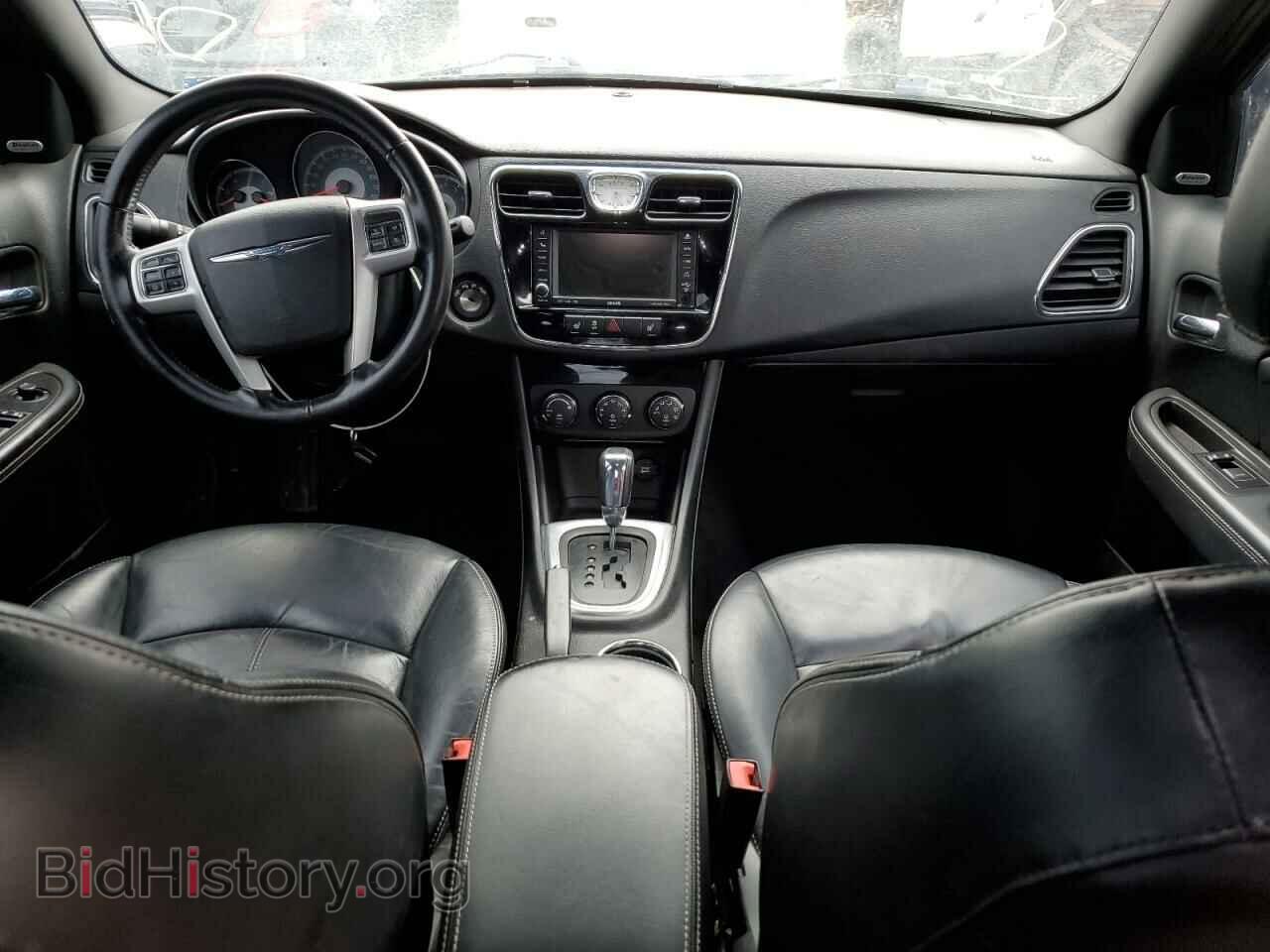 2011 CHRYSLER 200 - VIN: 1C3BC2FG2BN517875 - Фото 8