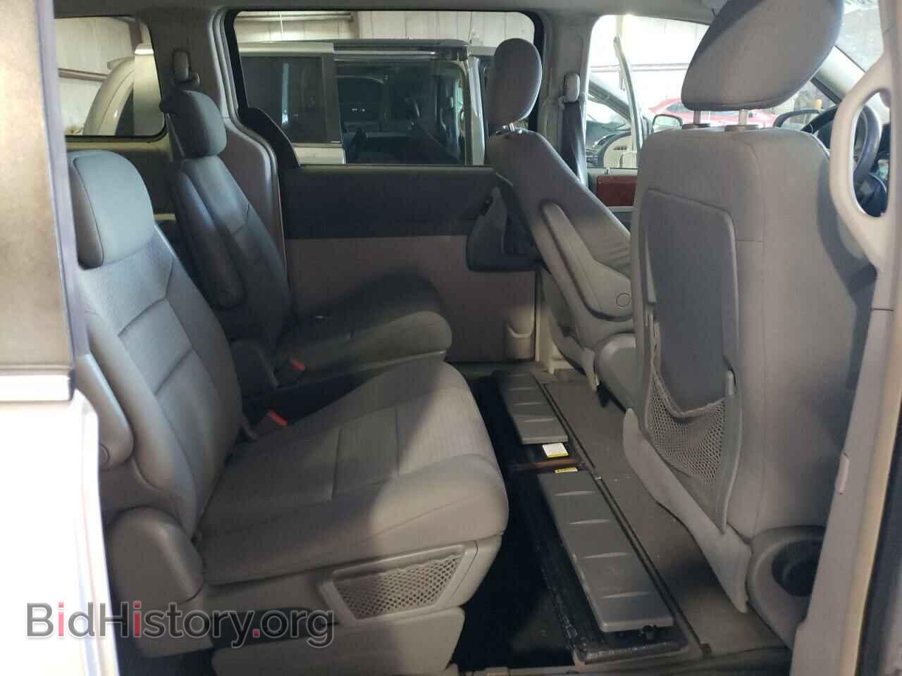2009 CHRYSLER MINIVAN - VIN: 2A8HR54159R508145 - Фото 10