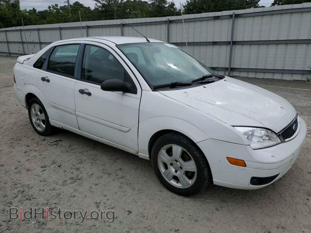 2007 FORD FOCUS - VIN: 1FAHP34N67W137771 - Фото 4