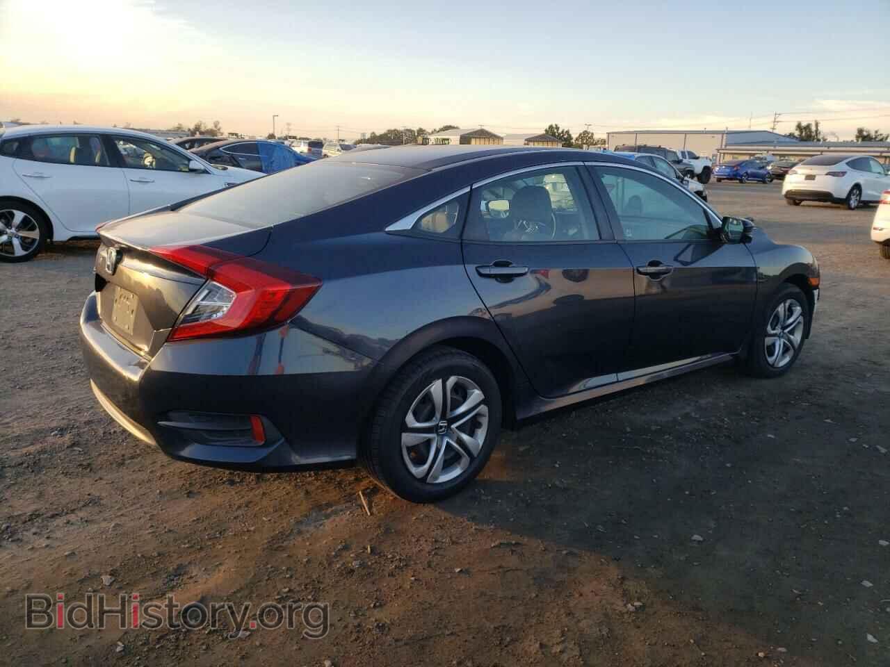 2016 HONDA CIVIC - VIN: 19XFC2F57GE242995 - Фото 3