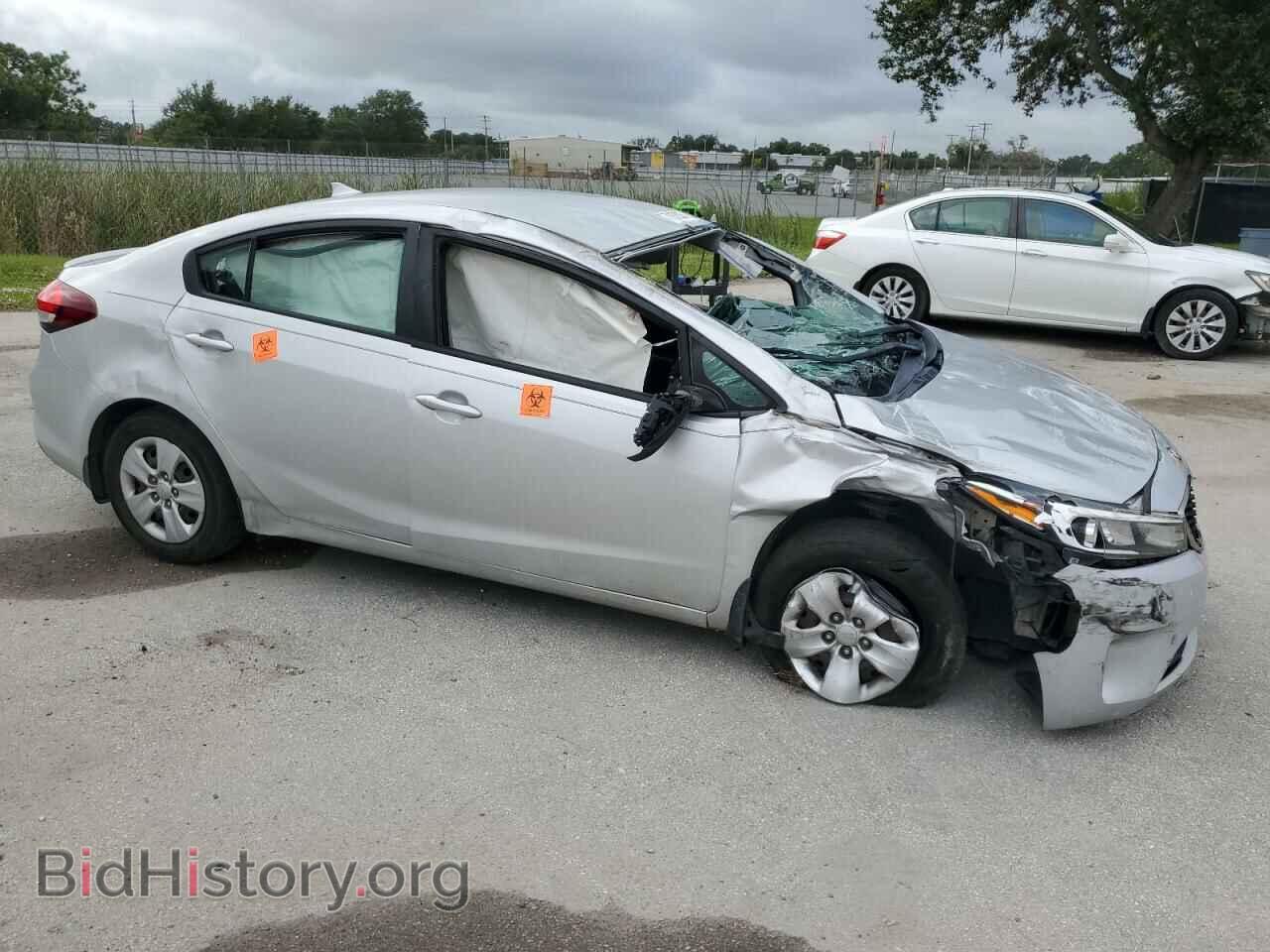 2017 KIA FORTE - VIN: 3KPFK4A71HE131416 - Фото 4