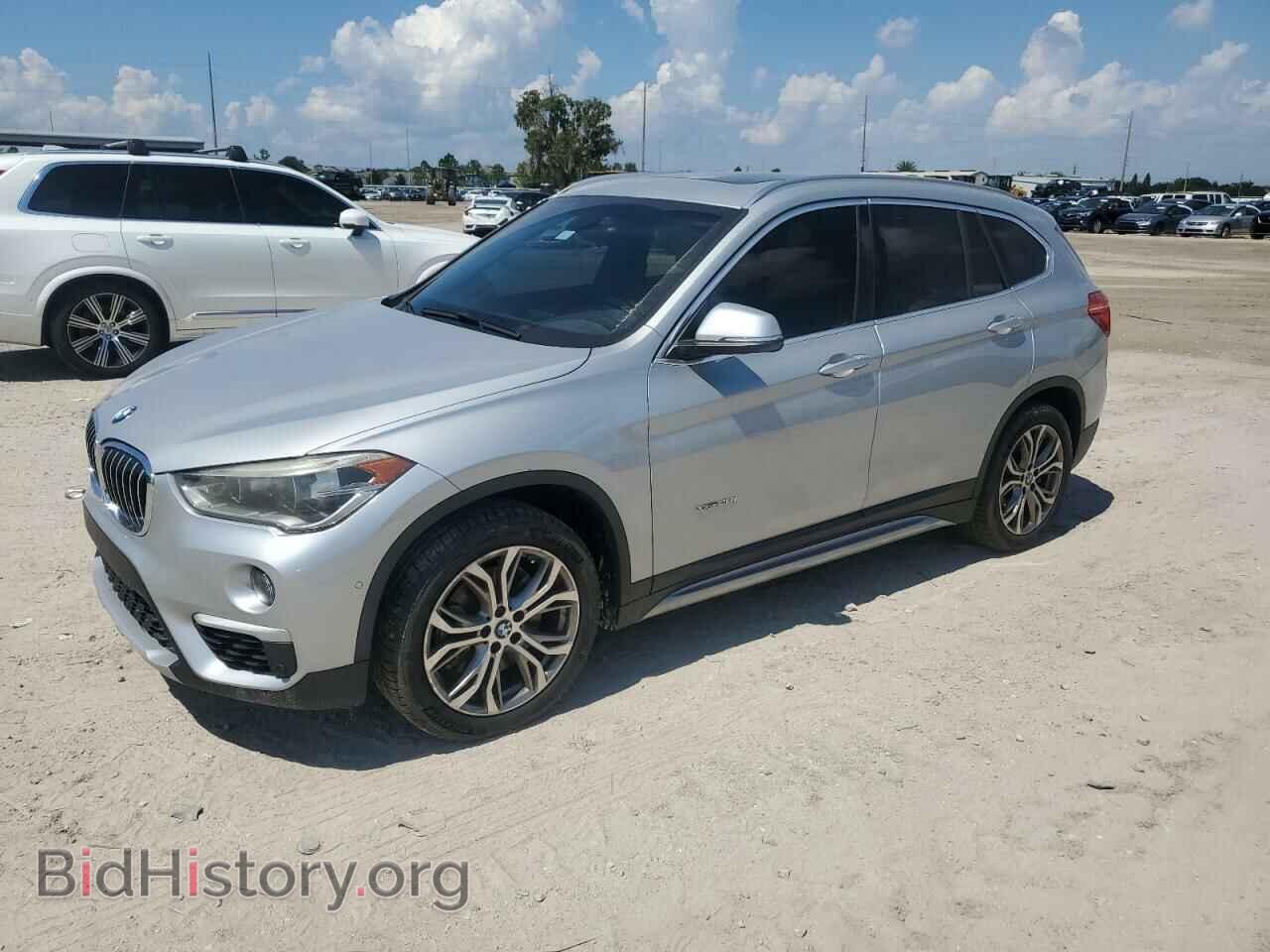 Photo WBXHT3Z33H4A52466 - BMW X1 2017