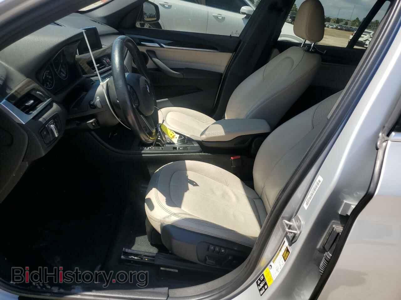 2017 BMW X1 - VIN: WBXHT3Z33H4A52466 - Фото 7