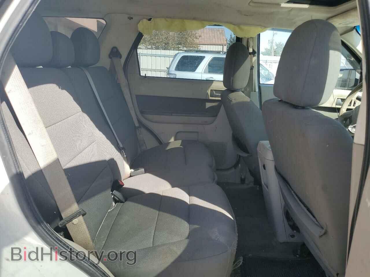 2010 FORD ESCAPE - VIN: 1FMCU0D75AKA31402 - Фото 10