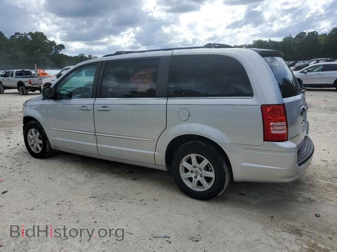 2010 CHRYSLER MINIVAN - VIN: 2A4RR5D1XAR397893 - Фото 2