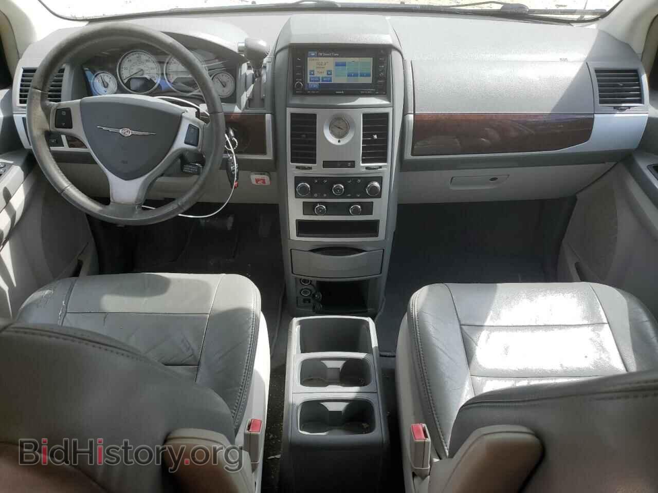 2010 CHRYSLER MINIVAN - VIN: 2A4RR5D1XAR397893 - Фото 8