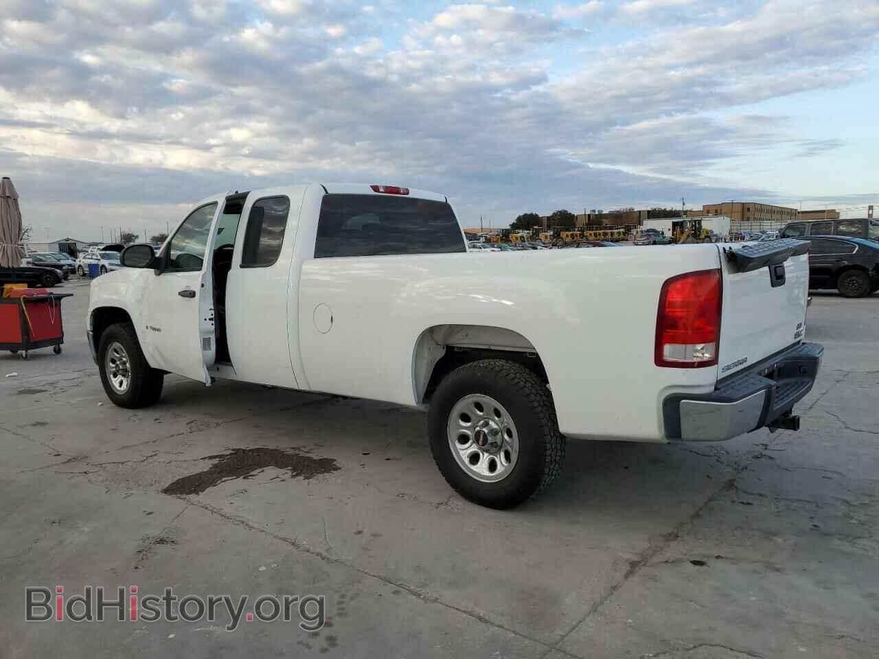 2007 GMC SIERRA - VIN: 1GTEC19J17E505248 - Фото 2