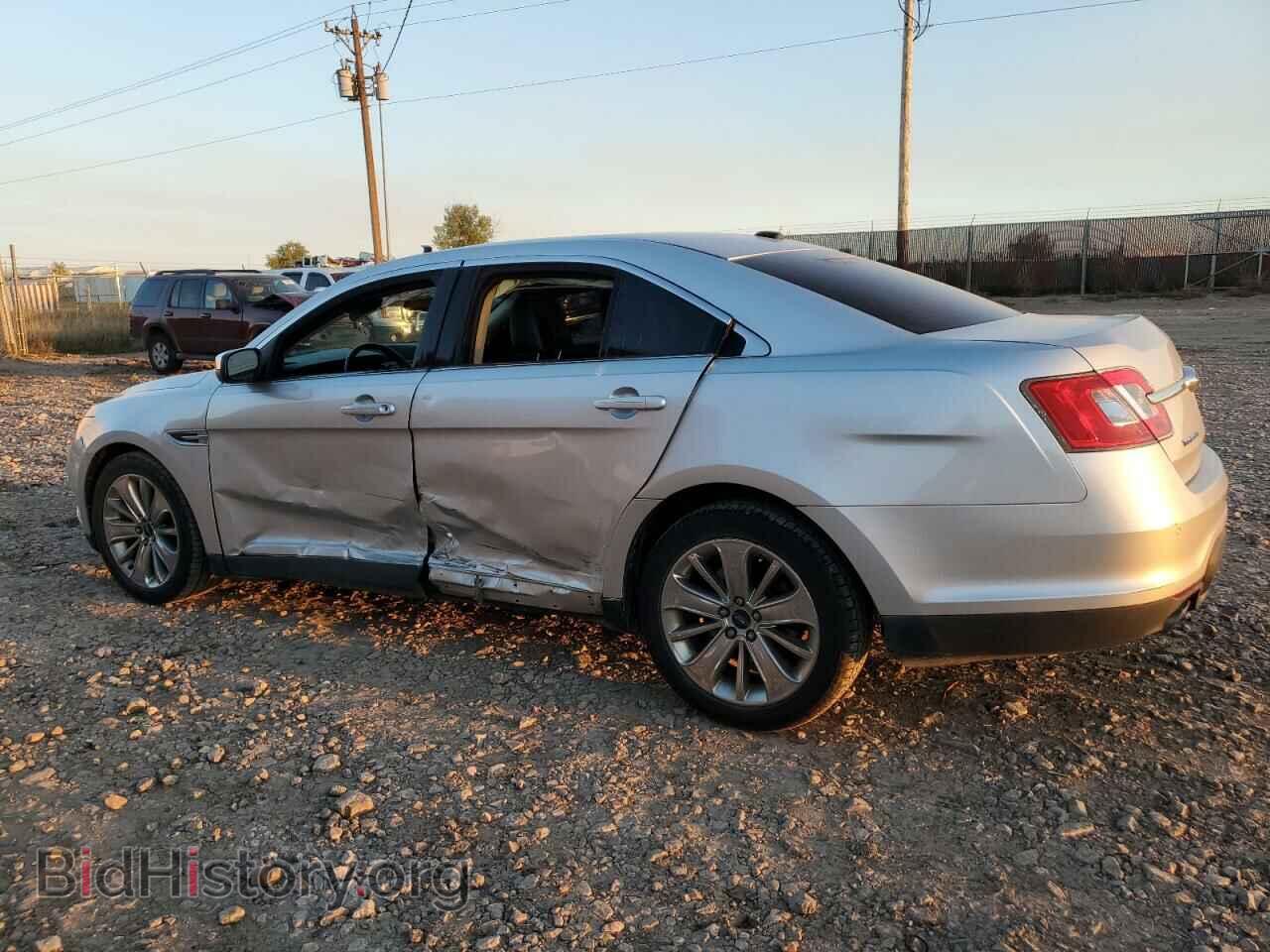 2011 FORD TAURUS - VIN: 1FAHP2FW3BG178684 - Фото 2