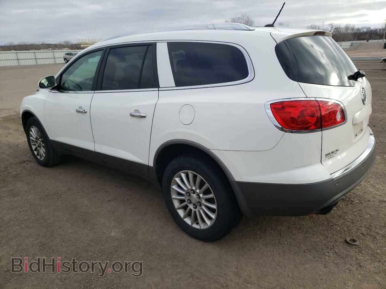 2012 BUICK ENCLAVE - VIN: 5GAKRCED4CJ111923 - Фото 2