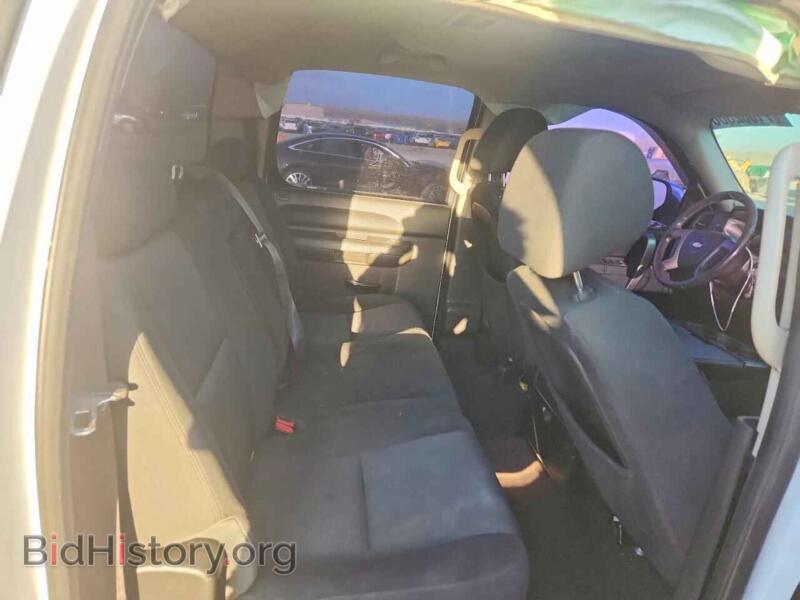 2013 Chevrolet SILVERADO (VIN 3GCPCSE04DG153105) — photo 10 of 12