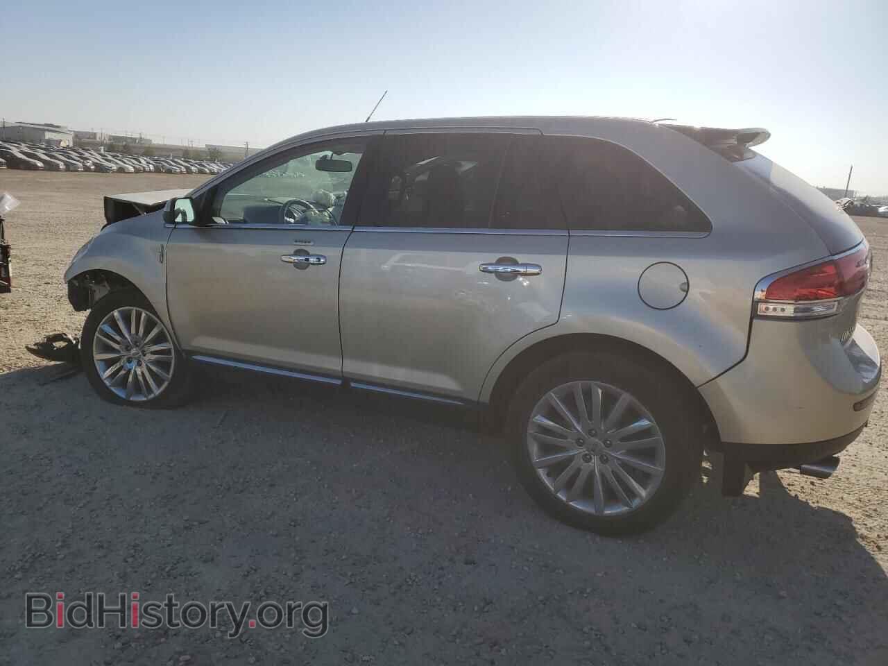 2011 LINCOLN MKX - VIN: 2LMDJ8JK2BBJ18548 - Фото 2
