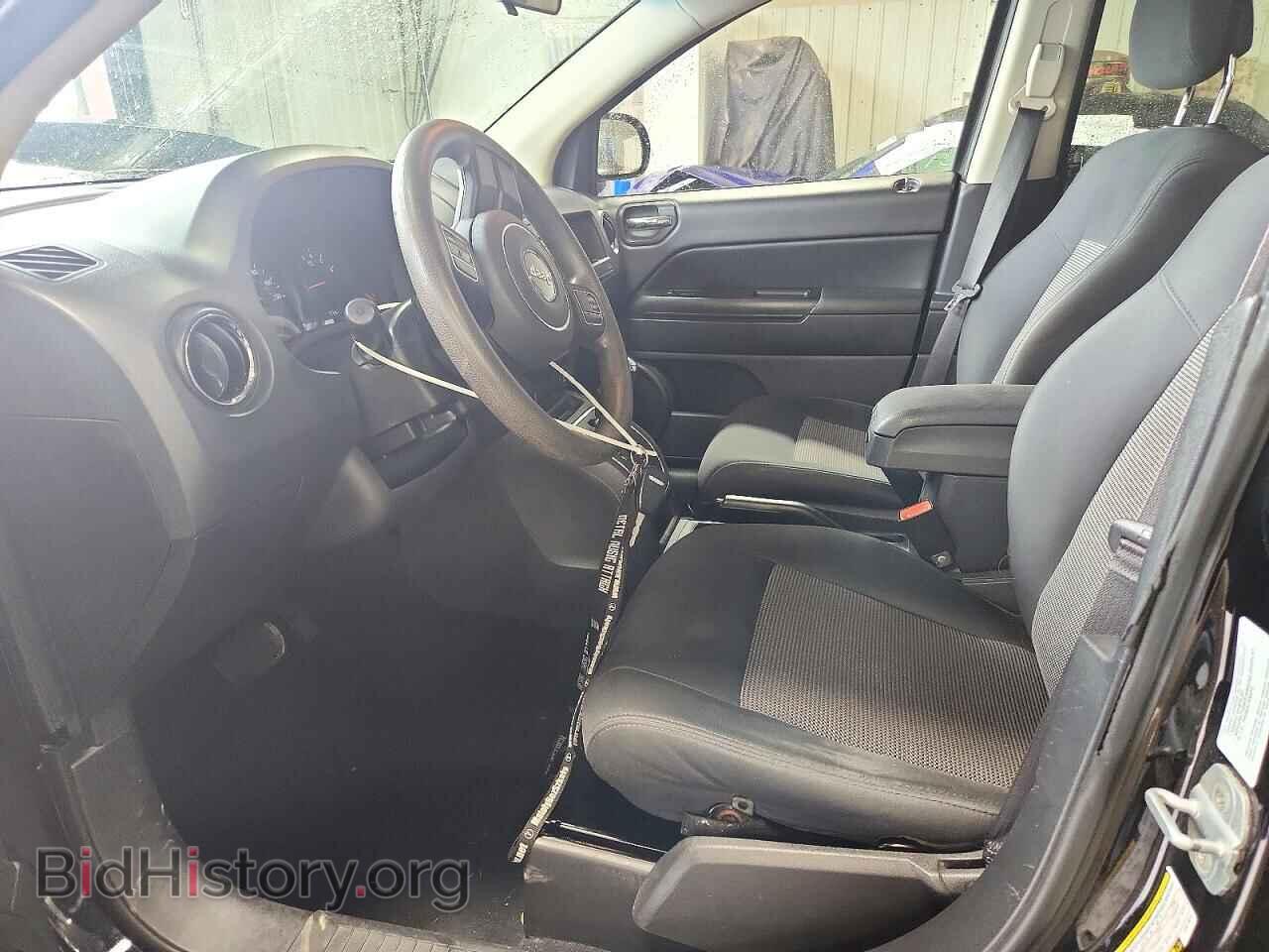 2012 JEEP COMPASS - VIN: 1C4NJCBA2CD573828 - Photo 7