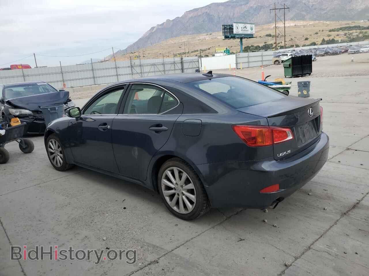 2009 LEXUS IS - VIN: JTHCK262X92030490 - Фото 2