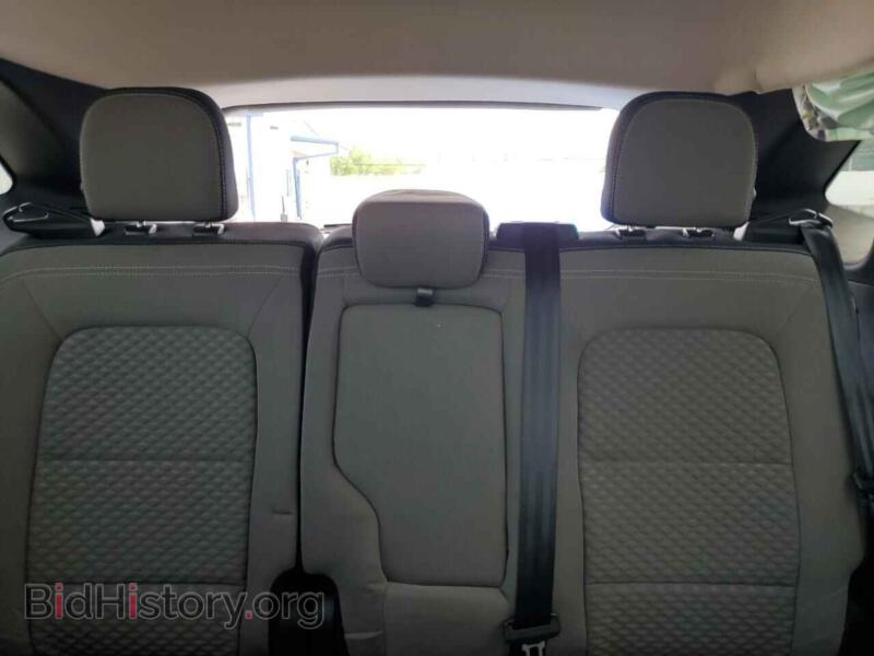 2020 Ford ESCAPE (VIN 1FMCU0G63LUA97585) — photo 10 of 15