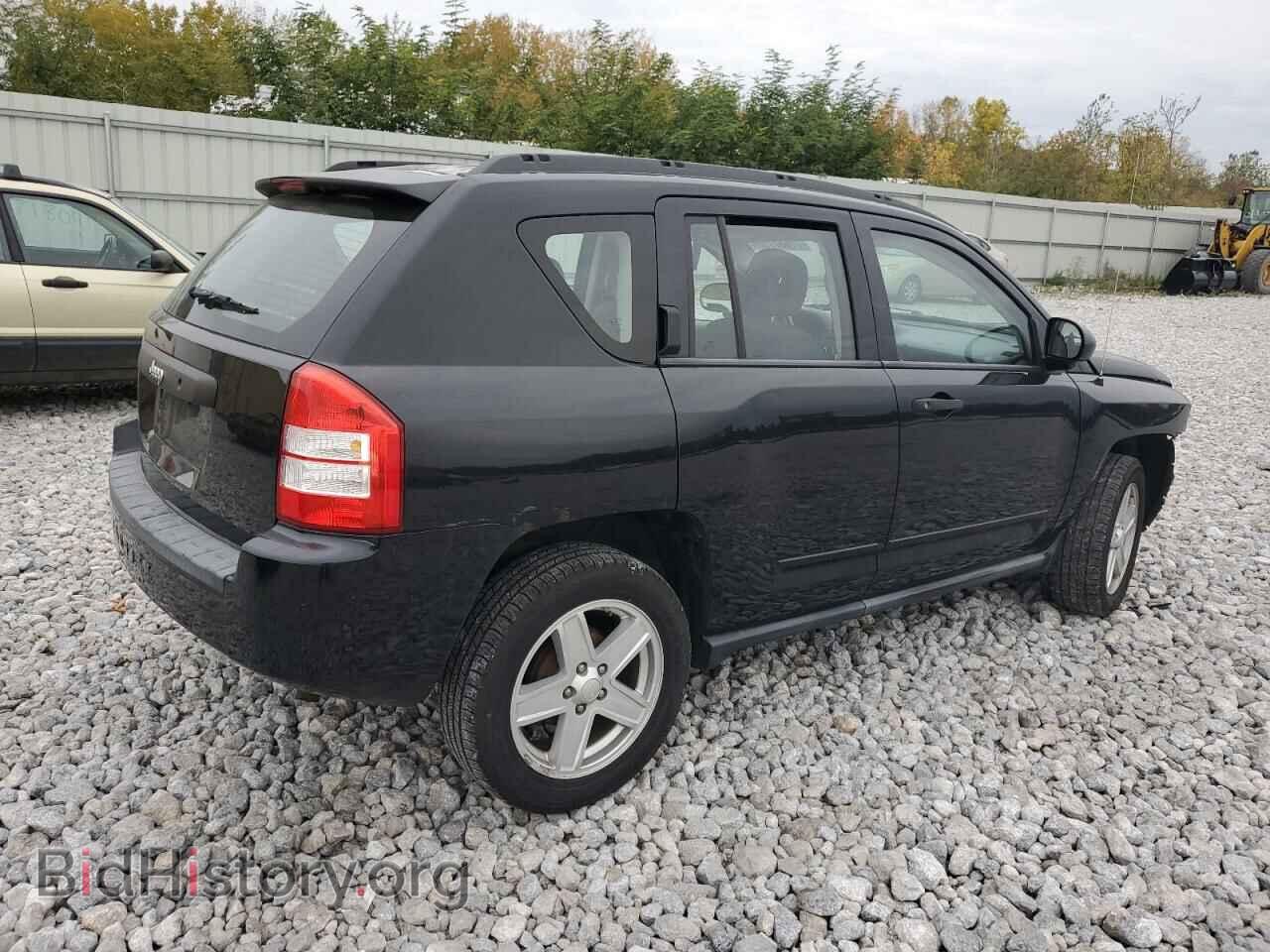 2010 JEEP COMPASS - VIN: 1J4NT4FB1AD583051 - Photo 3