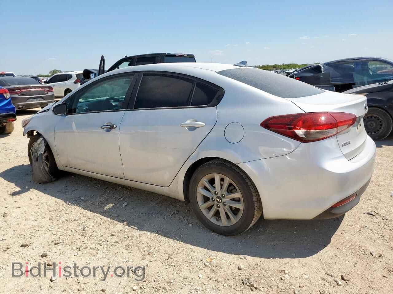 2017 KIA FORTE - VIN: 3KPFL4A78HE124248 - Фото 2