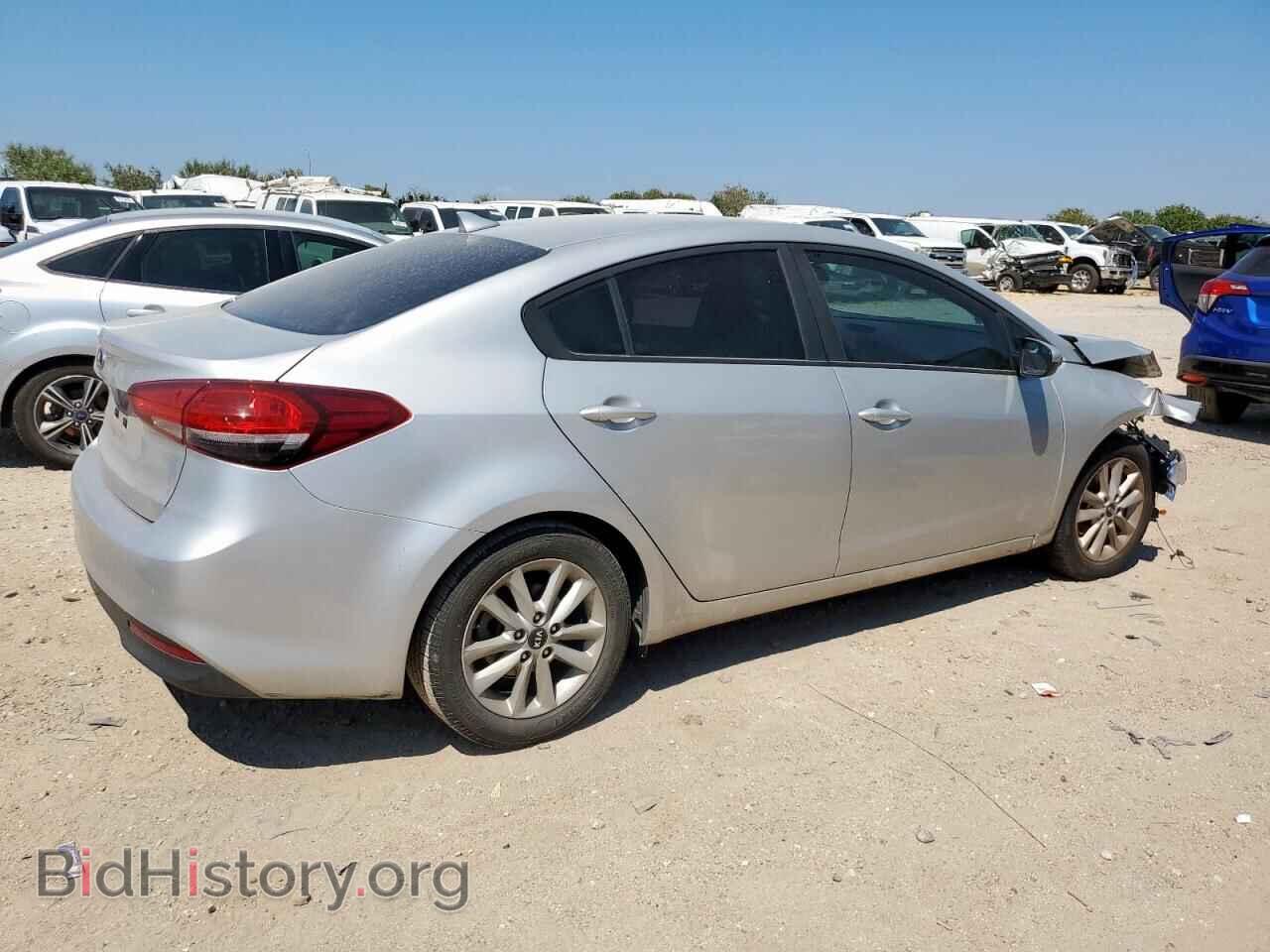 2017 KIA FORTE - VIN: 3KPFL4A78HE124248 - Фото 3