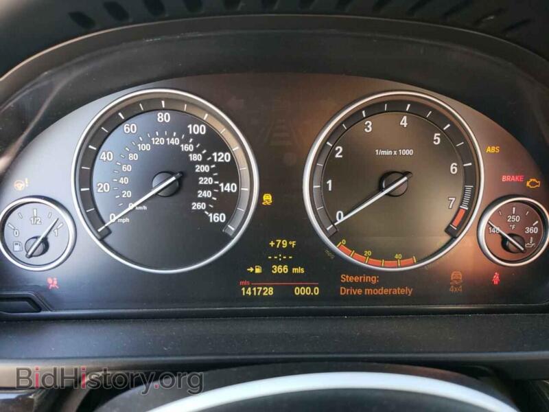 2011 BMW 5 SERIES (VIN WBAFU7C54BC871352) — фото 9 из 12