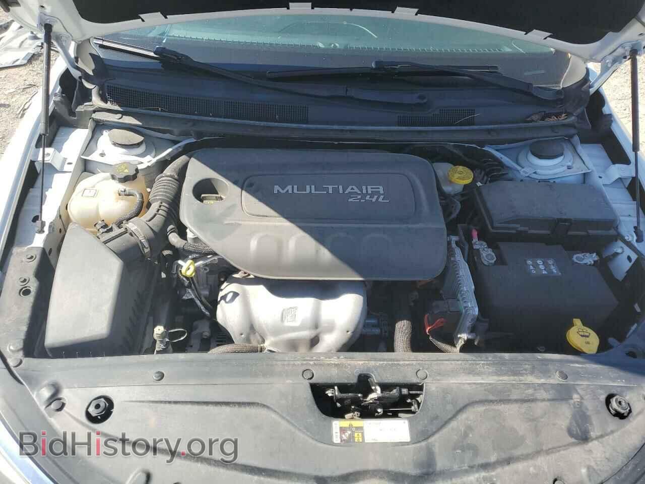 2016 CHRYSLER 200 - VIN: 1C3CCCAB9GN181378 - Фото 11