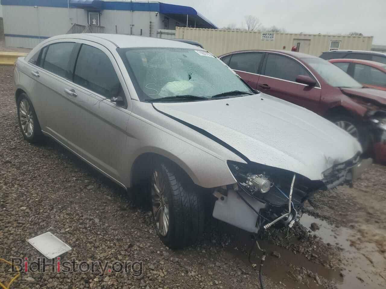2012 CHRYSLER 200 - VIN: 1C3CCBCB1CN307590 - Фото 4