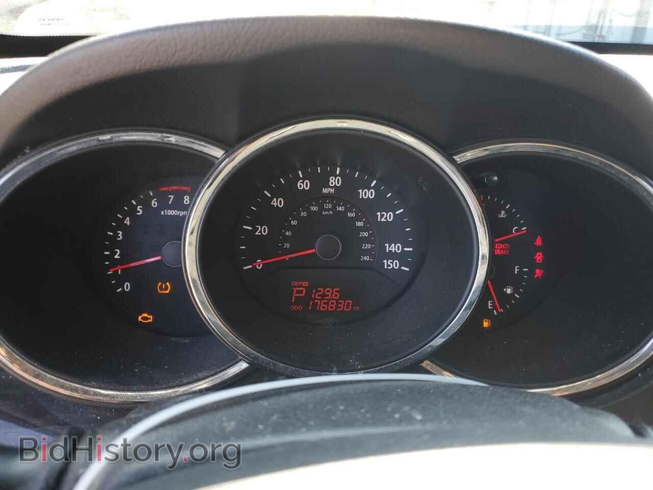 2011 KIA SORENTO - VIN: 5XYKTCA13BG058626 - Фото 9