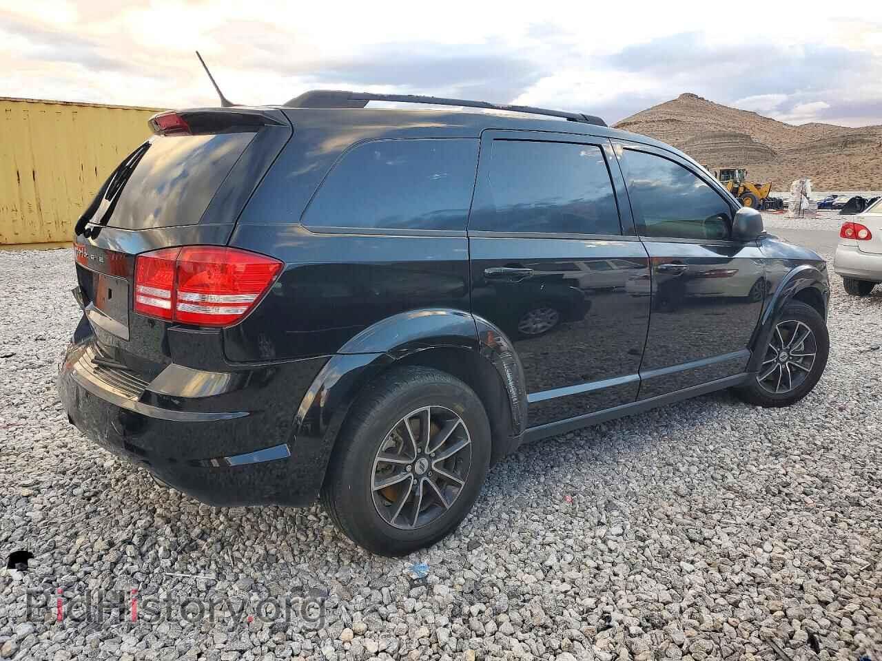 2018 DODGE JOURNEY - VIN: 3C4PDCAB0JT348048 - Фото 3