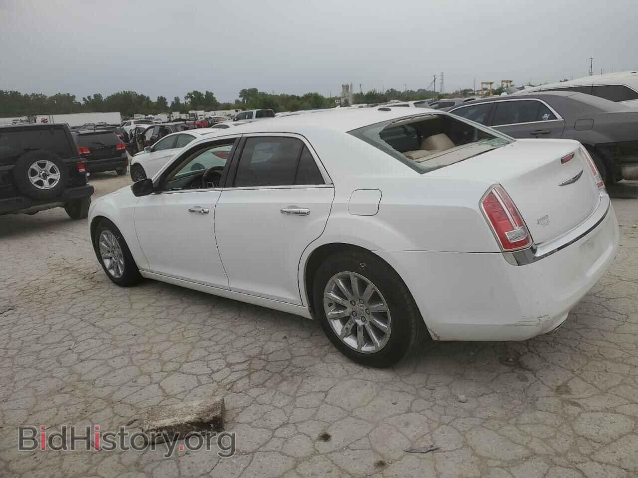 2012 CHRYSLER 300 - VIN: 2C3CCAET4CH174462 - Фото 2