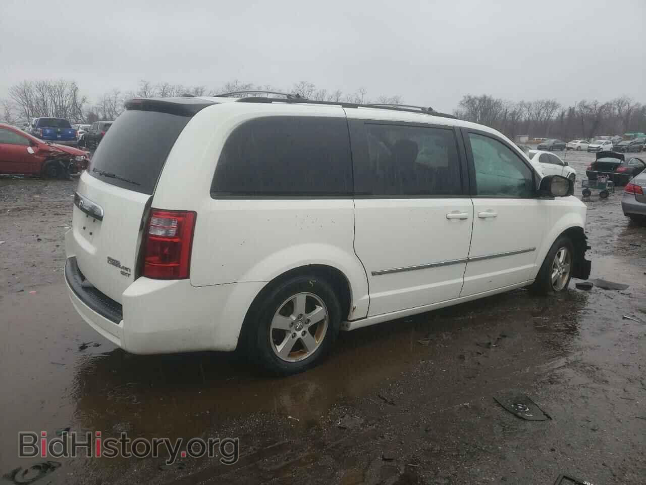 2010 DODGE CARAVAN - VIN: 2D4RN5DX1AR124754 - Фото 3