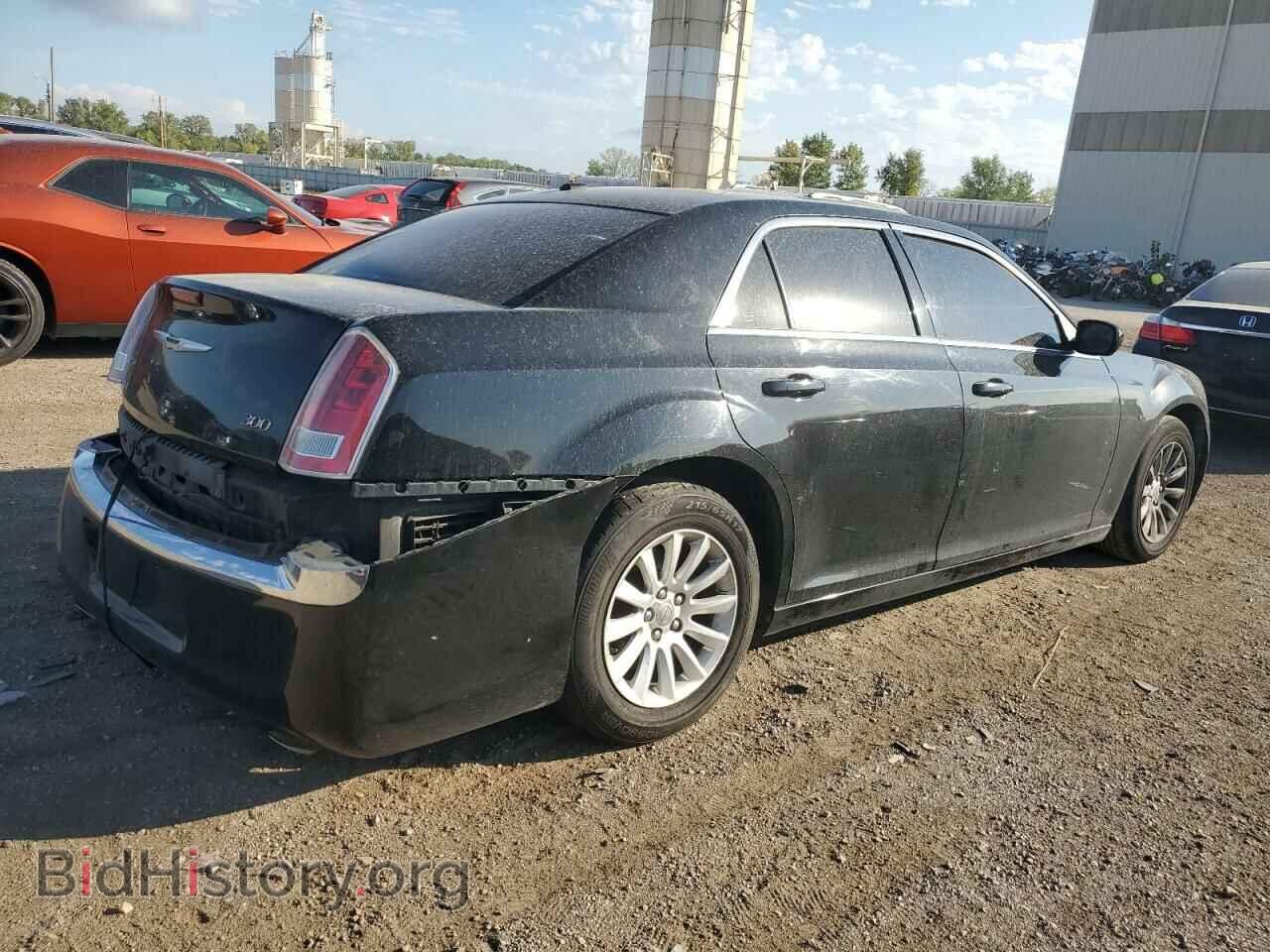 2013 CHRYSLER 300 - VIN: 2C3CCAAG3DH519216 - Фото 3