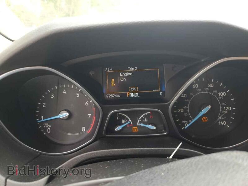 2017 Ford FOCUS (VIN 1FADP3F24HL318002) — photo 9 of 13