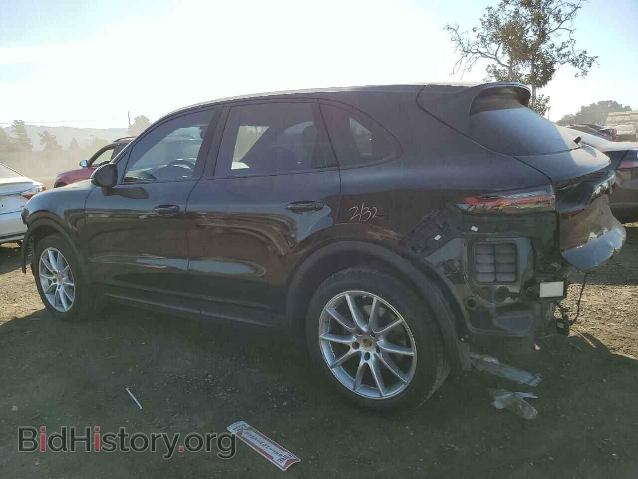 2019 PORSCHE CAYENNE - VIN: WP1AA2AY2KDA01128 - Фото 2