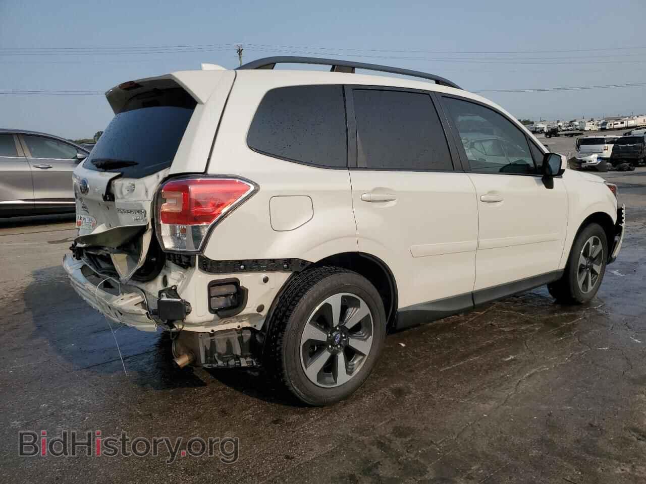 2017 SUBARU FORESTER - VIN: JF2SJAGC9HH466584 - Фото 3