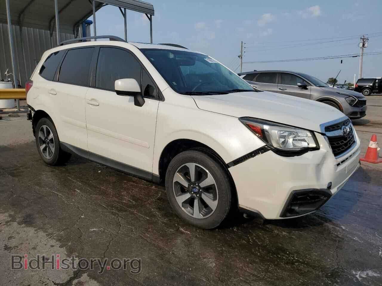 2017 SUBARU FORESTER - VIN: JF2SJAGC9HH466584 - Фото 4