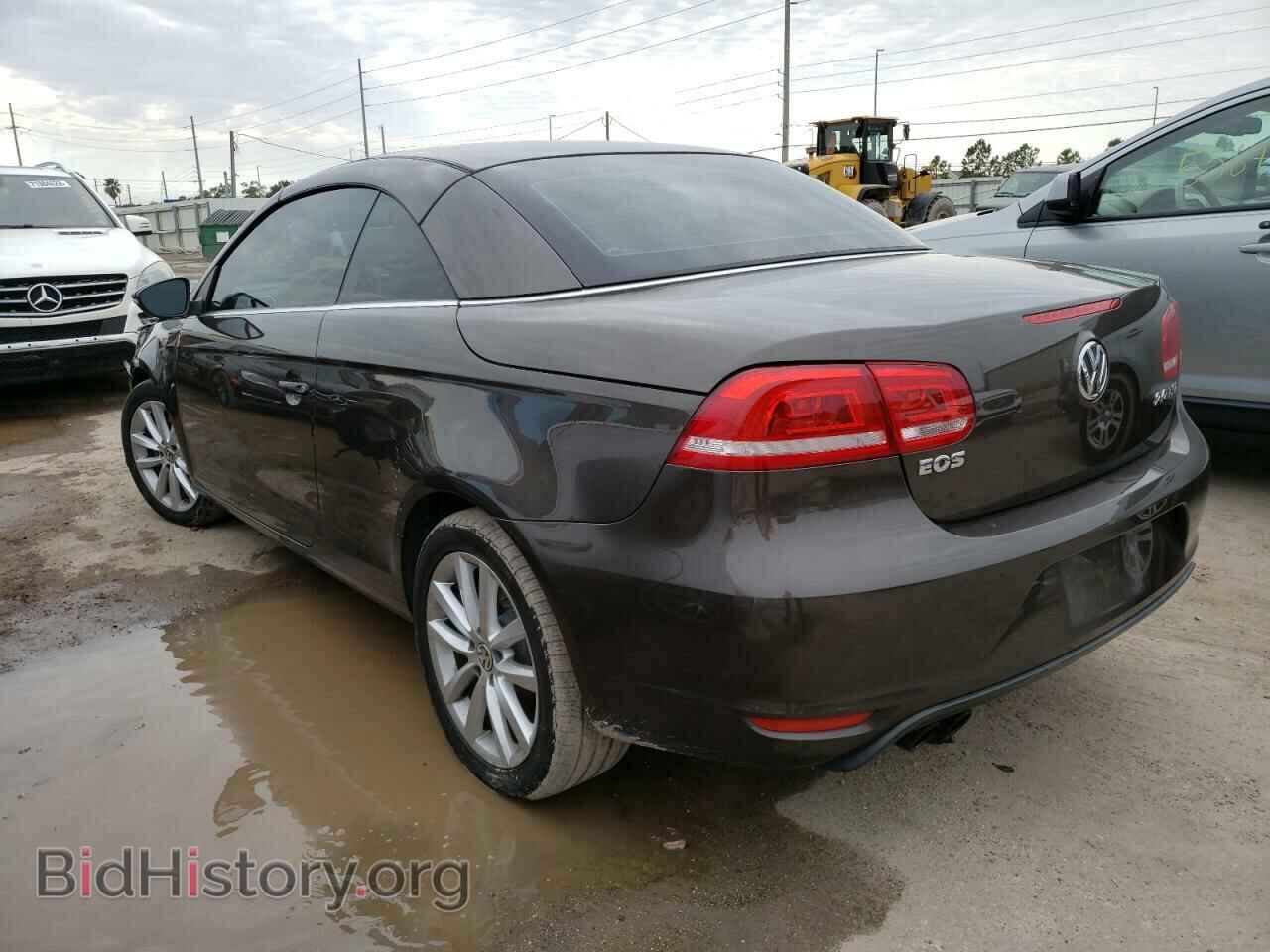 2014 VOLKSWAGEN EOS - VIN: WVWBW8AH6EV005367 - Photo 2