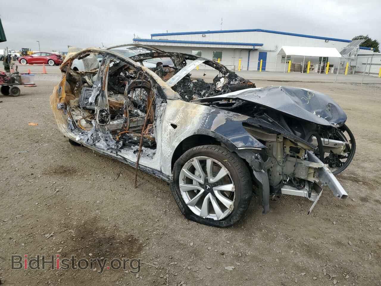 2018 TESLA MODEL 3 - VIN: 5YJ3E1EB2JF186089 - Photo 4