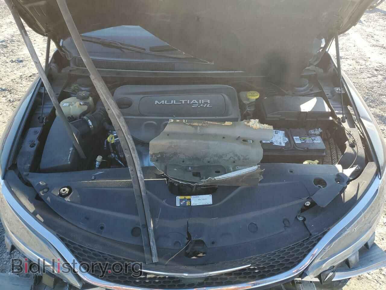 2016 CHRYSLER 200 - VIN: 1C3CCCAB0GN180586 - Фото 11