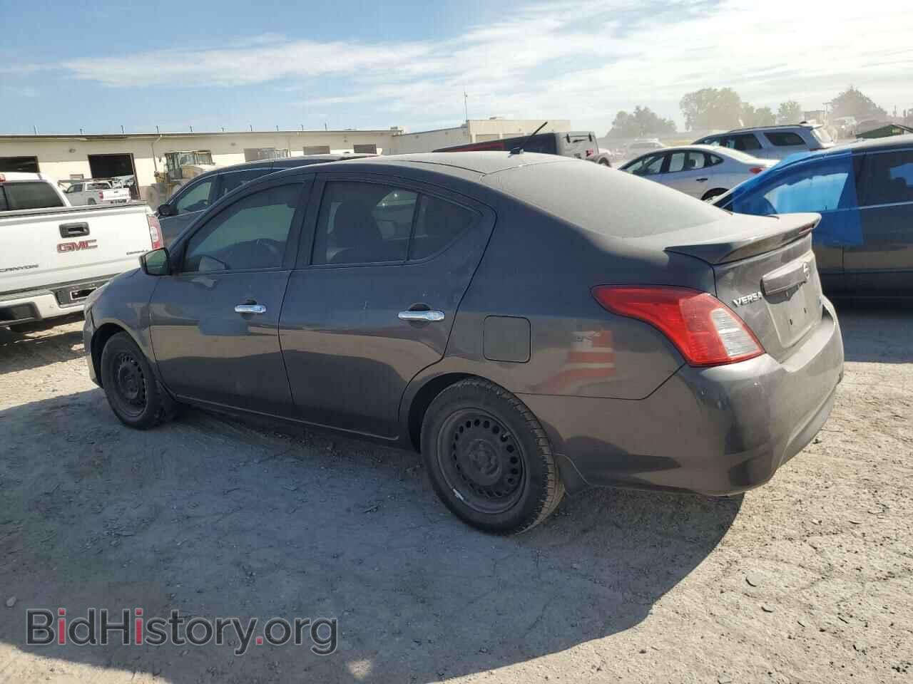 2015 NISSAN VERSA - VIN: 3N1CN7AP3FL816704 - Фото 2