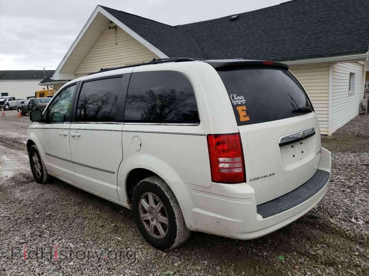 2009 CHRYSLER MINIVAN - VIN: 2A8HR54119R579276 - Фото 2