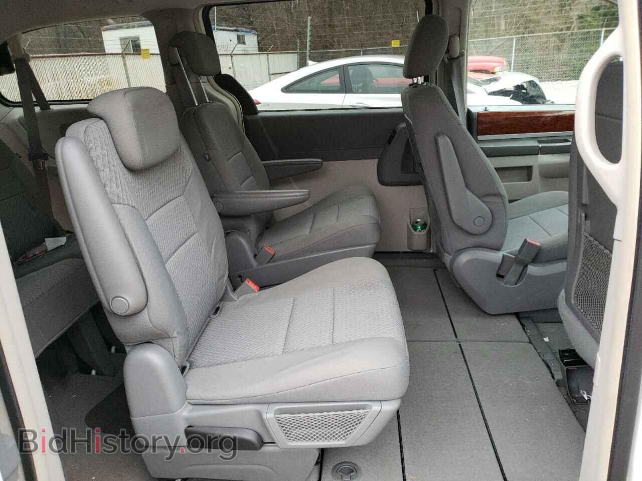 2009 CHRYSLER MINIVAN - VIN: 2A8HR54119R579276 - Фото 11