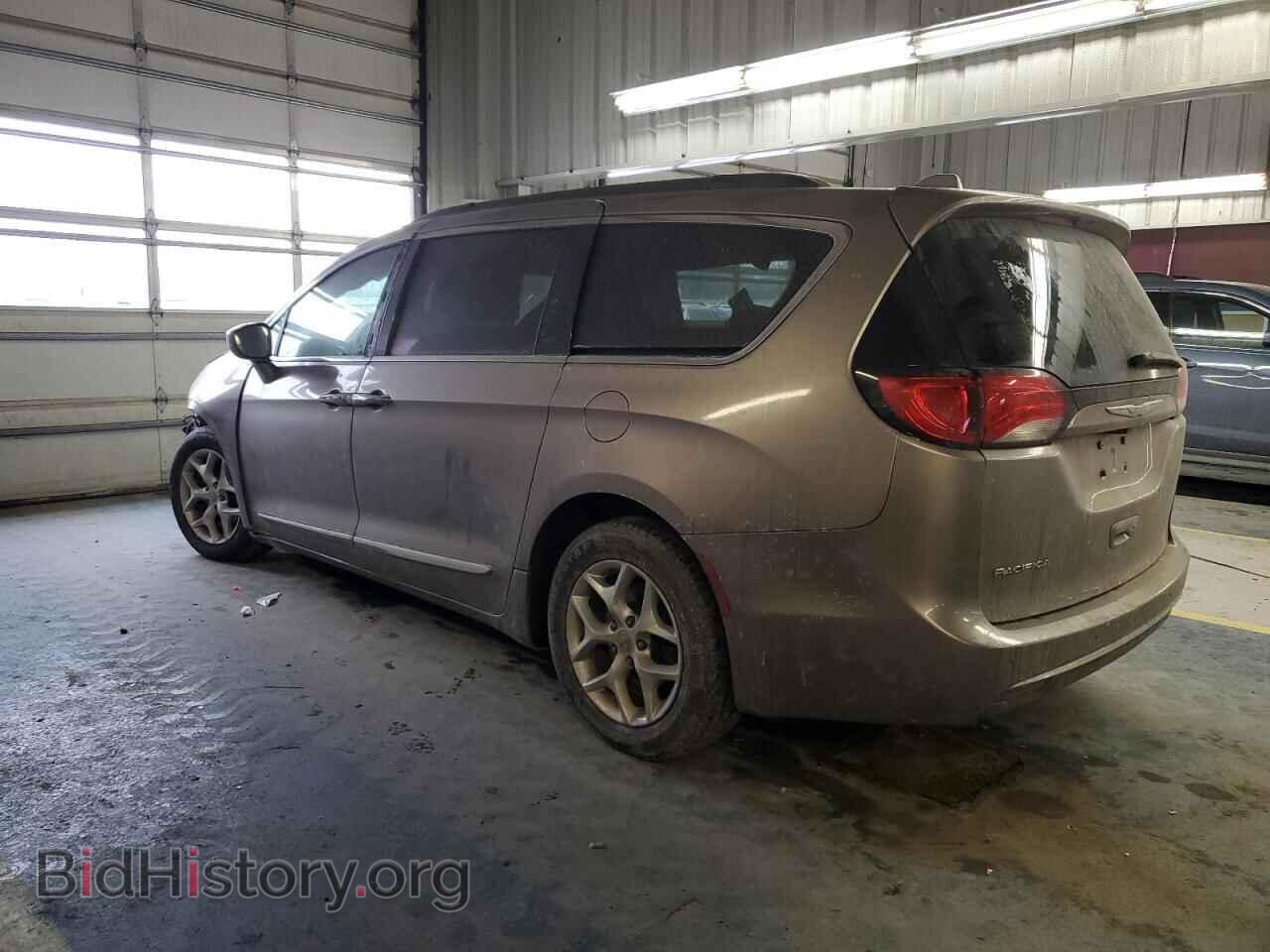 2017 CHRYSLER PACIFICA - VIN: 2C4RC1BG4HR850925 - Фото 2