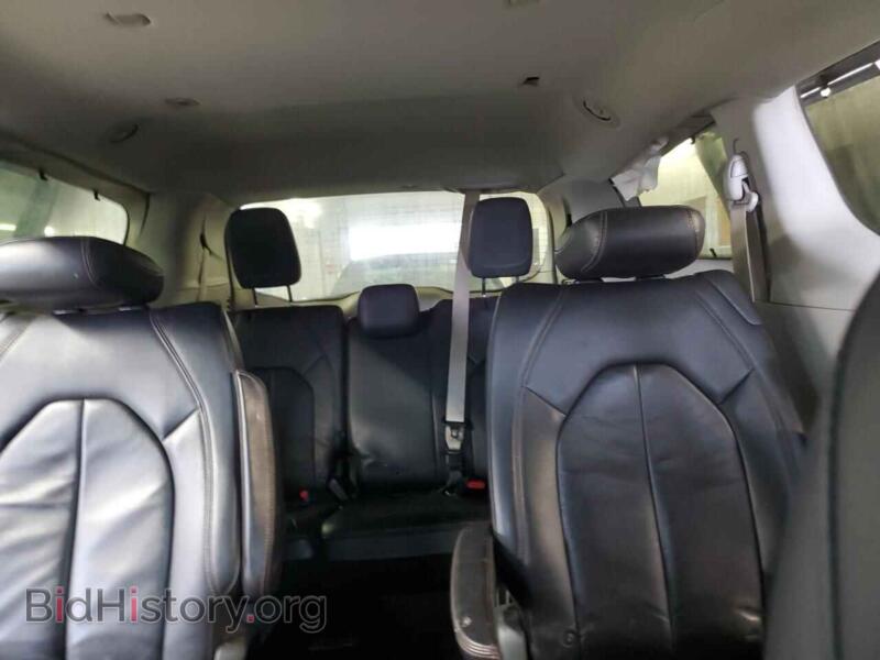 2017 Chrysler PACIFICA (VIN 2C4RC1BG4HR850925) — photo 10 of 13